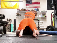 Американка мастурбирует пизду применяя различные секс-игрушки