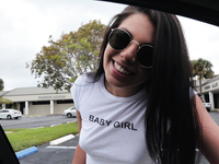 Джина Валентина отсосала пикаперу хрен и дала себя трахнуть в пилотку