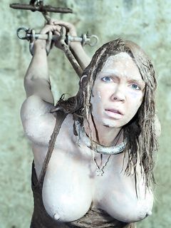 Беспомощная Рейн ДеГрей пробует бондаж и грубые БДСМ игры