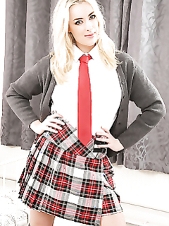 Эротика с привлекательной студенткой